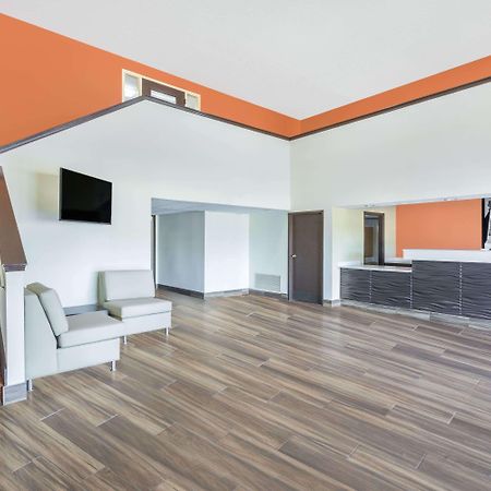 Super 8 By Wyndham Montgomery I-65 Екстер'єр фото