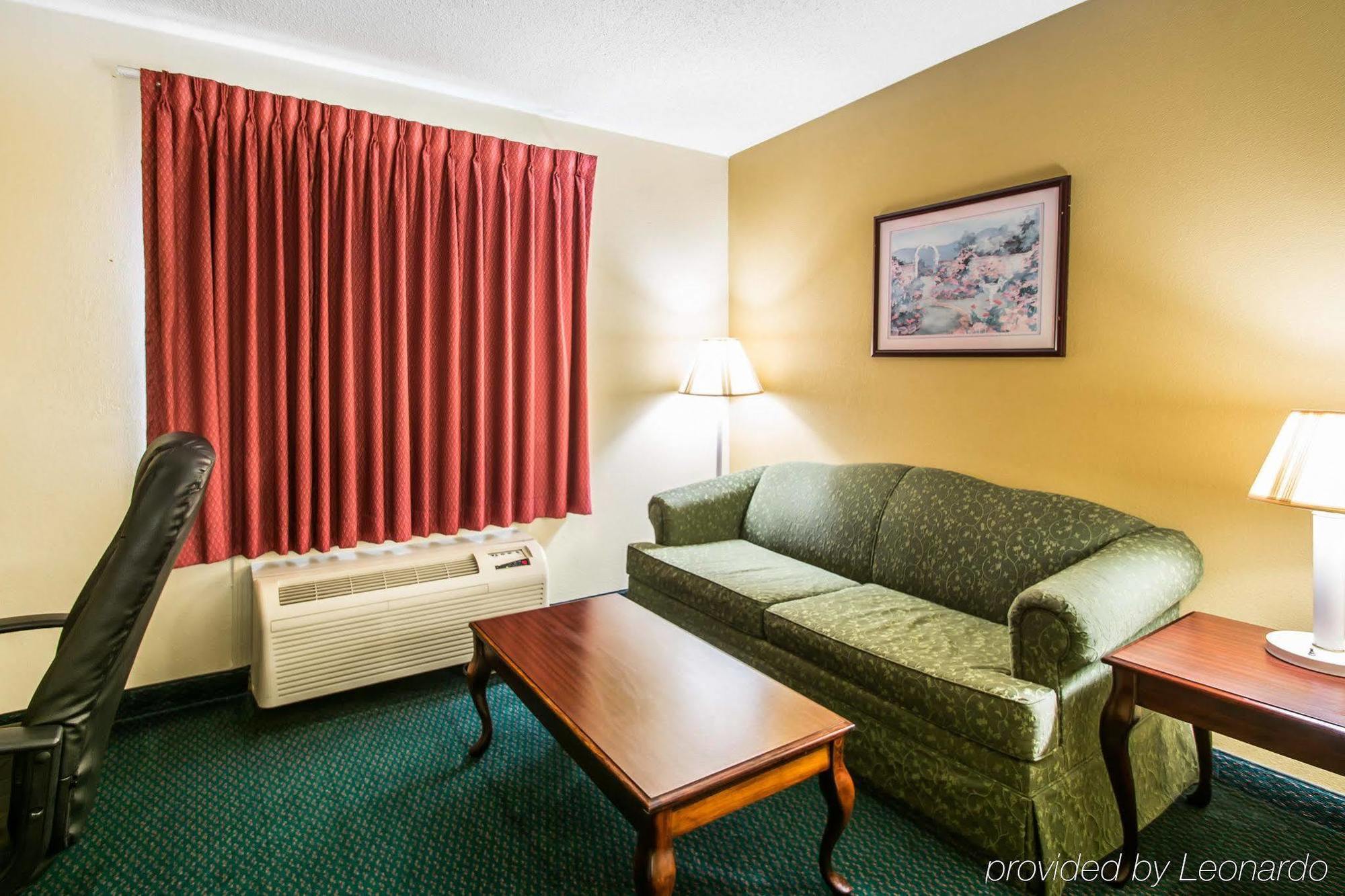 Super 8 By Wyndham Montgomery I-65 Екстер'єр фото